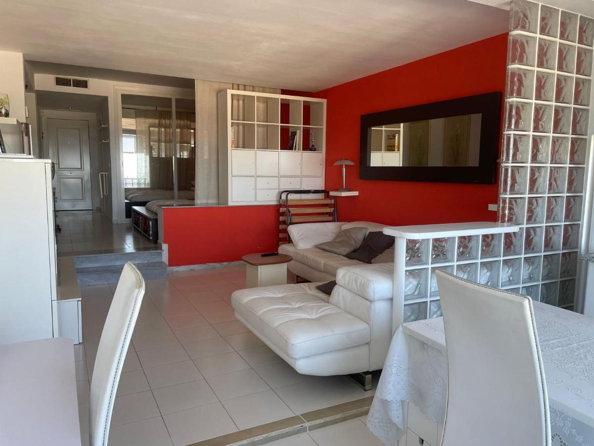 Precioso Estudio En Zona Residencial Miraflores Malaga Bagian luar foto
